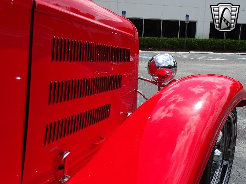 1932 Ford Sedan image 87