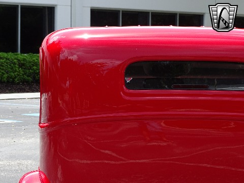 1932 Ford Sedan image 37