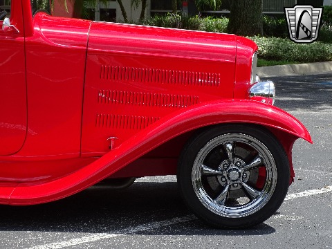 1932 Ford Sedan image 43