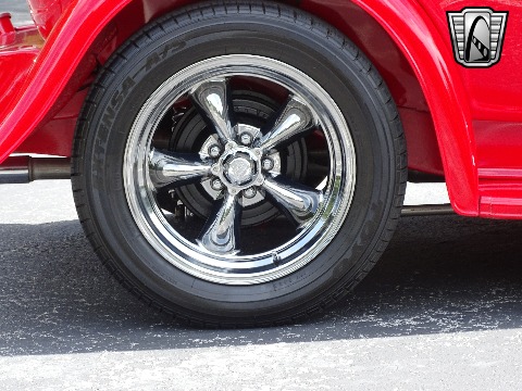 1932 Ford Sedan image 47