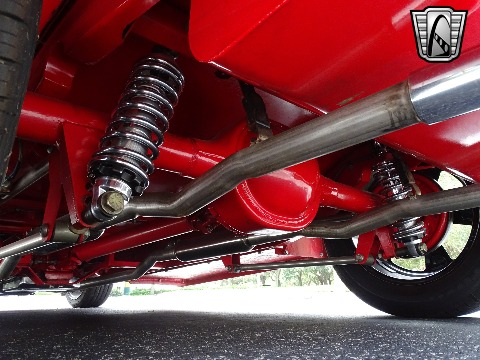 1932 Ford Sedan image 125