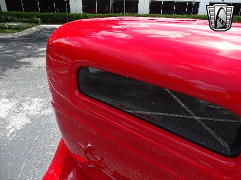 1932 Ford Sedan image 75