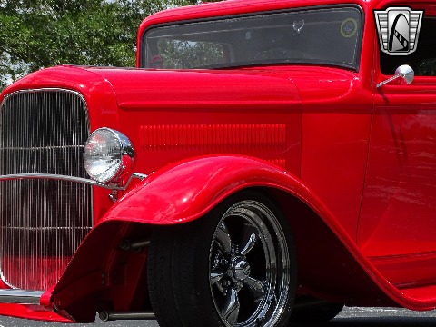 1932 Ford Sedan image 53