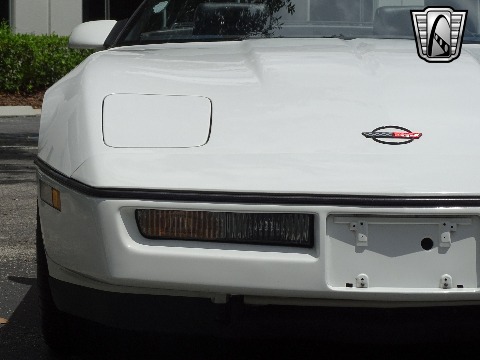 1989 Chevrolet Corvette image 30