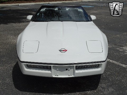 1989 Chevrolet Corvette image 6