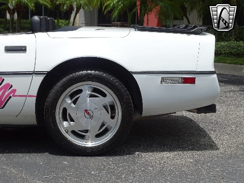 1989 Chevrolet Corvette image 34