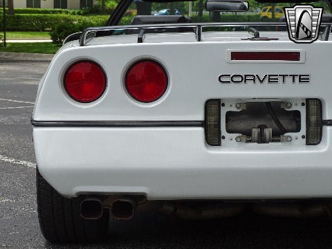 1989 Chevrolet Corvette image 35