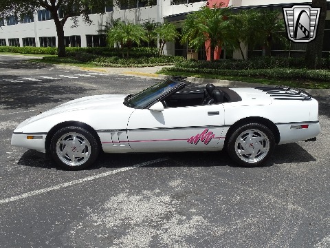 1989 Chevrolet Corvette image 12