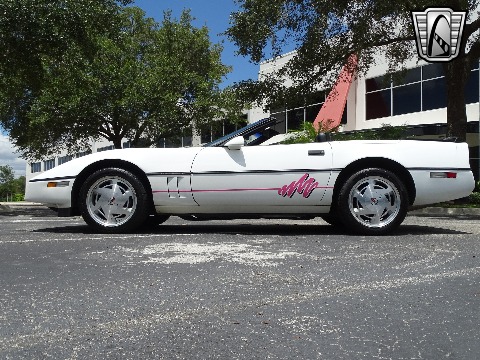 1989 Chevrolet Corvette image 14