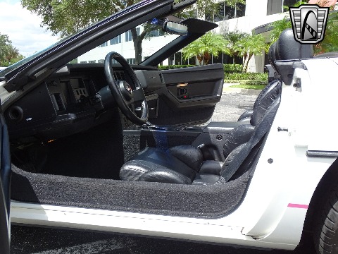 1989 Chevrolet Corvette image 93