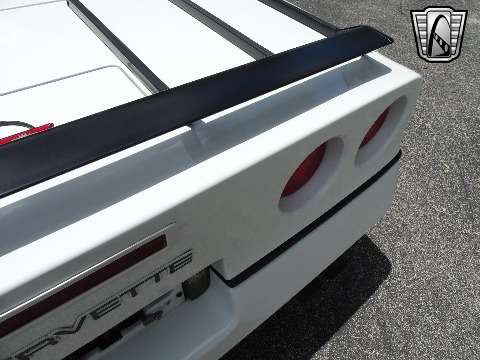 1989 Chevrolet Corvette image 72