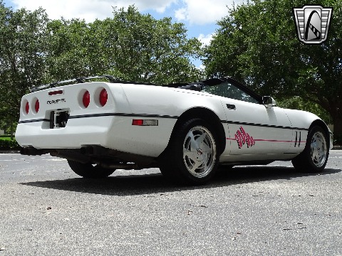 1989 Chevrolet Corvette image 23