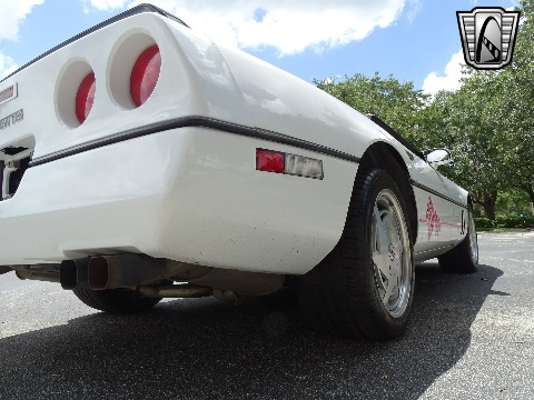 1989 Chevrolet Corvette image 75