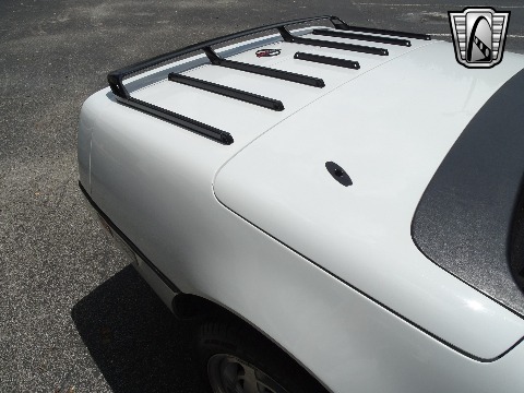 1989 Chevrolet Corvette image 76