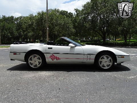 1989 Chevrolet Corvette image 25