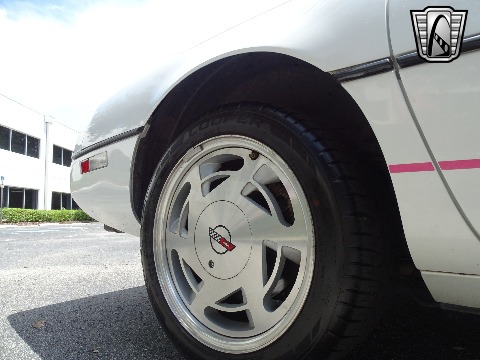 1989 Chevrolet Corvette image 78