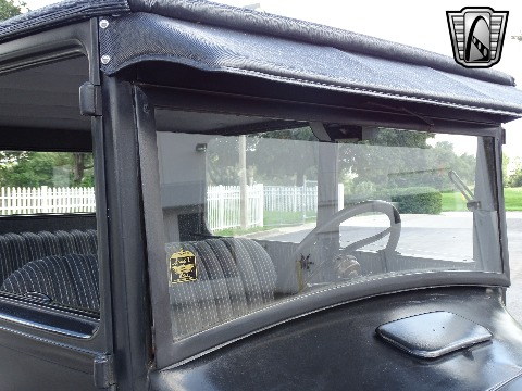 1927 Ford Model T image 83