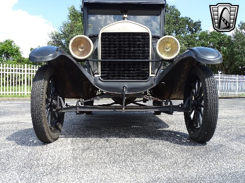 1927 Ford Model T image 9