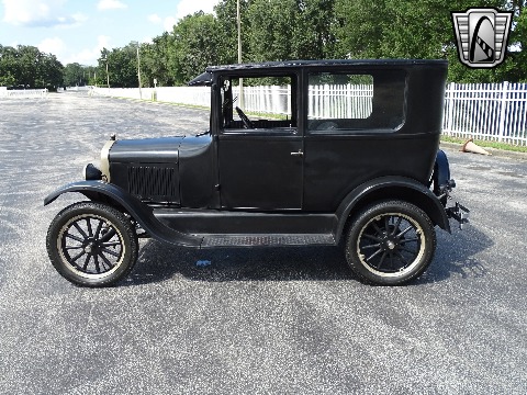 1927 Ford Model T image 13