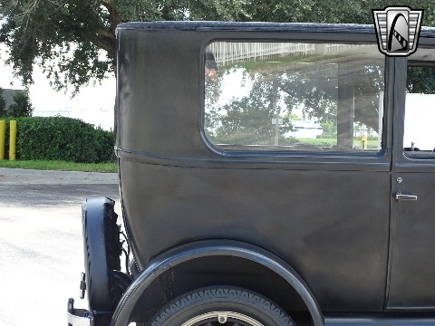 1927 Ford Model T image 42