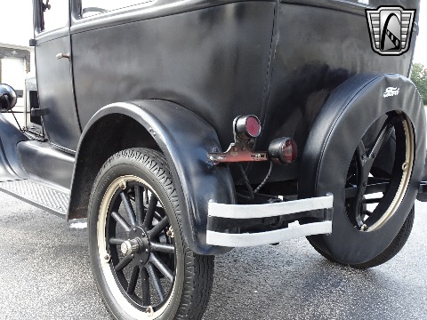1927 Ford Model T image 68