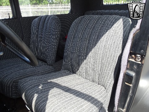 1927 Ford Model T image 96