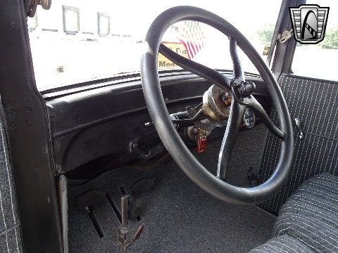 1927 Ford Model T image 97