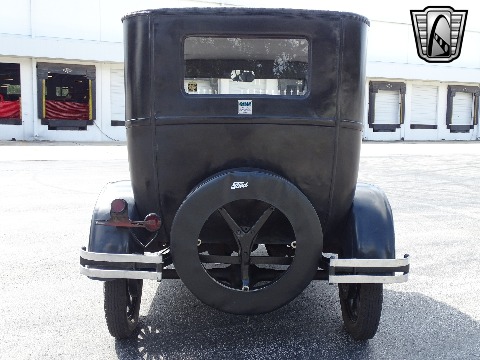 1927 Ford Model T image 20