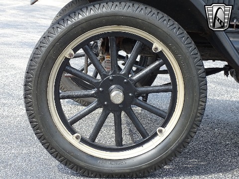 1927 Ford Model T image 46