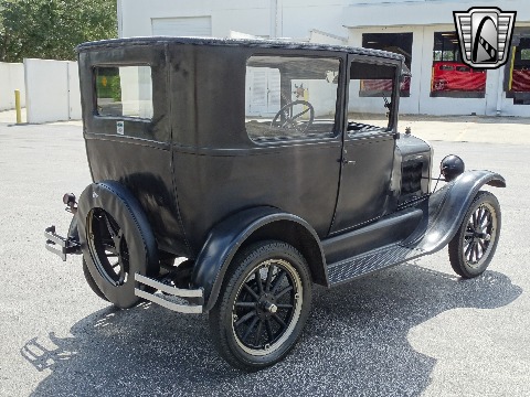 1927 Ford Model T image 22