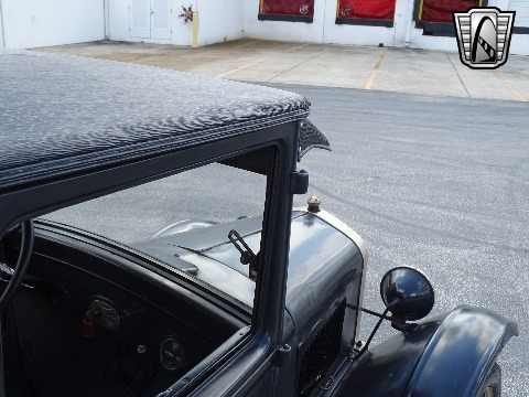 1927 Ford Model T image 76