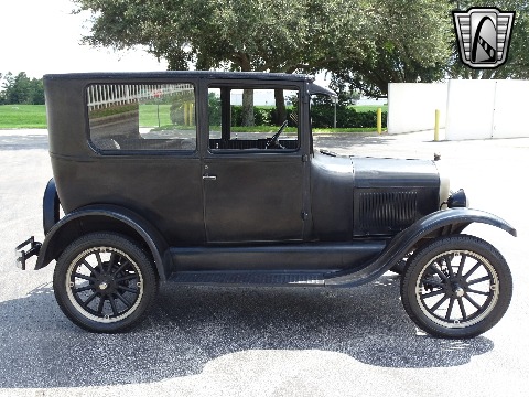 1927 Ford Model T image 25