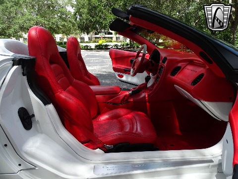 2001 Chevrolet Corvette image 109