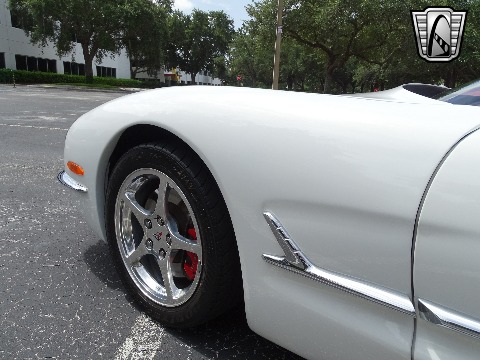 2001 Chevrolet Corvette image 58