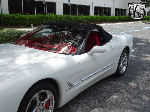 2001 Chevrolet Corvette image 84