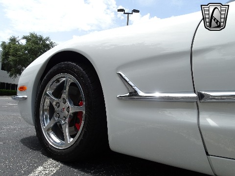 2001 Chevrolet Corvette image 59