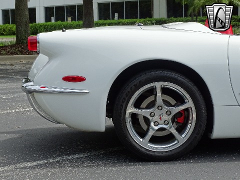 2001 Chevrolet Corvette image 37
