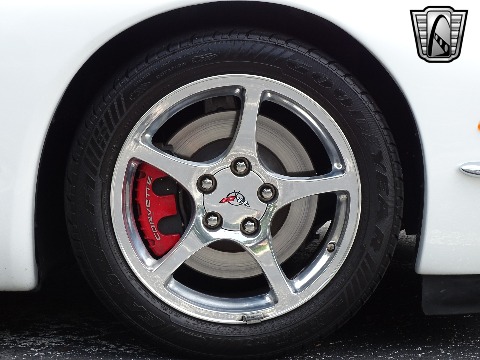 2001 Chevrolet Corvette image 40