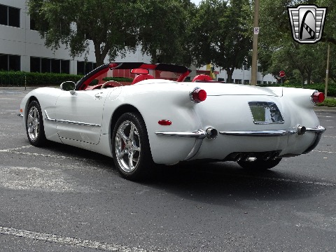2001 Chevrolet Corvette image 16