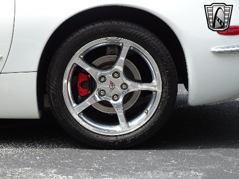 2001 Chevrolet Corvette image 42