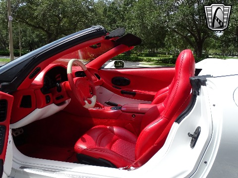 2001 Chevrolet Corvette image 96