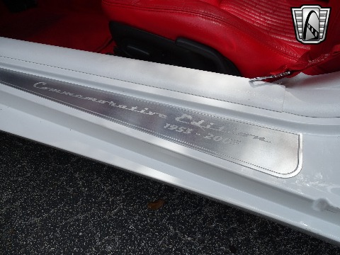 2001 Chevrolet Corvette image 97