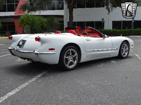 2001 Chevrolet Corvette image 22