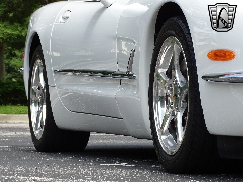 2001 Chevrolet Corvette image 48