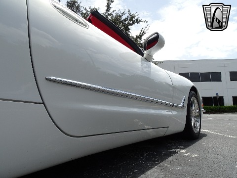 2001 Chevrolet Corvette image 78