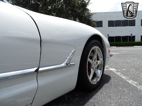 2001 Chevrolet Corvette image 80