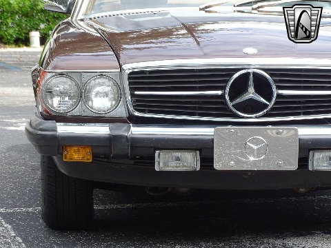 1985 Mercedes-Benz 380SL image 30