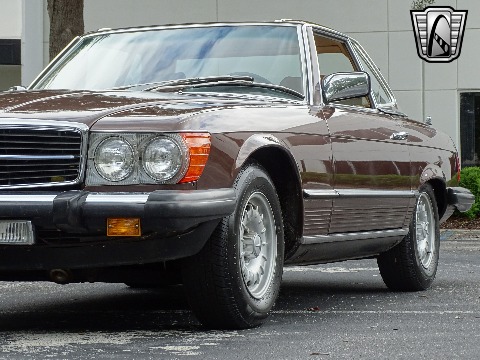 1985 Mercedes-Benz 380SL image 56