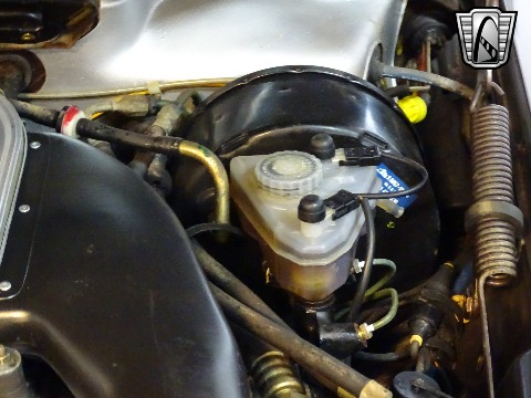 1985 Mercedes-Benz 380SL image 136