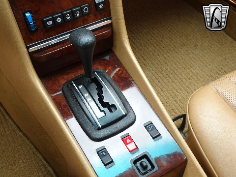 1985 Mercedes-Benz 380SL image 114